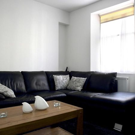 Central Apartment For The Fringe Édimbourg Extérieur photo