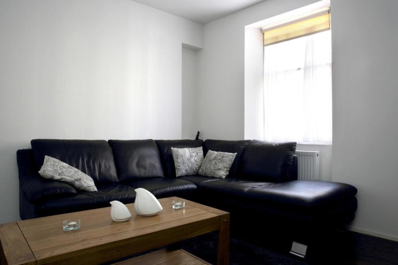 Central Apartment For The Fringe Édimbourg Extérieur photo
