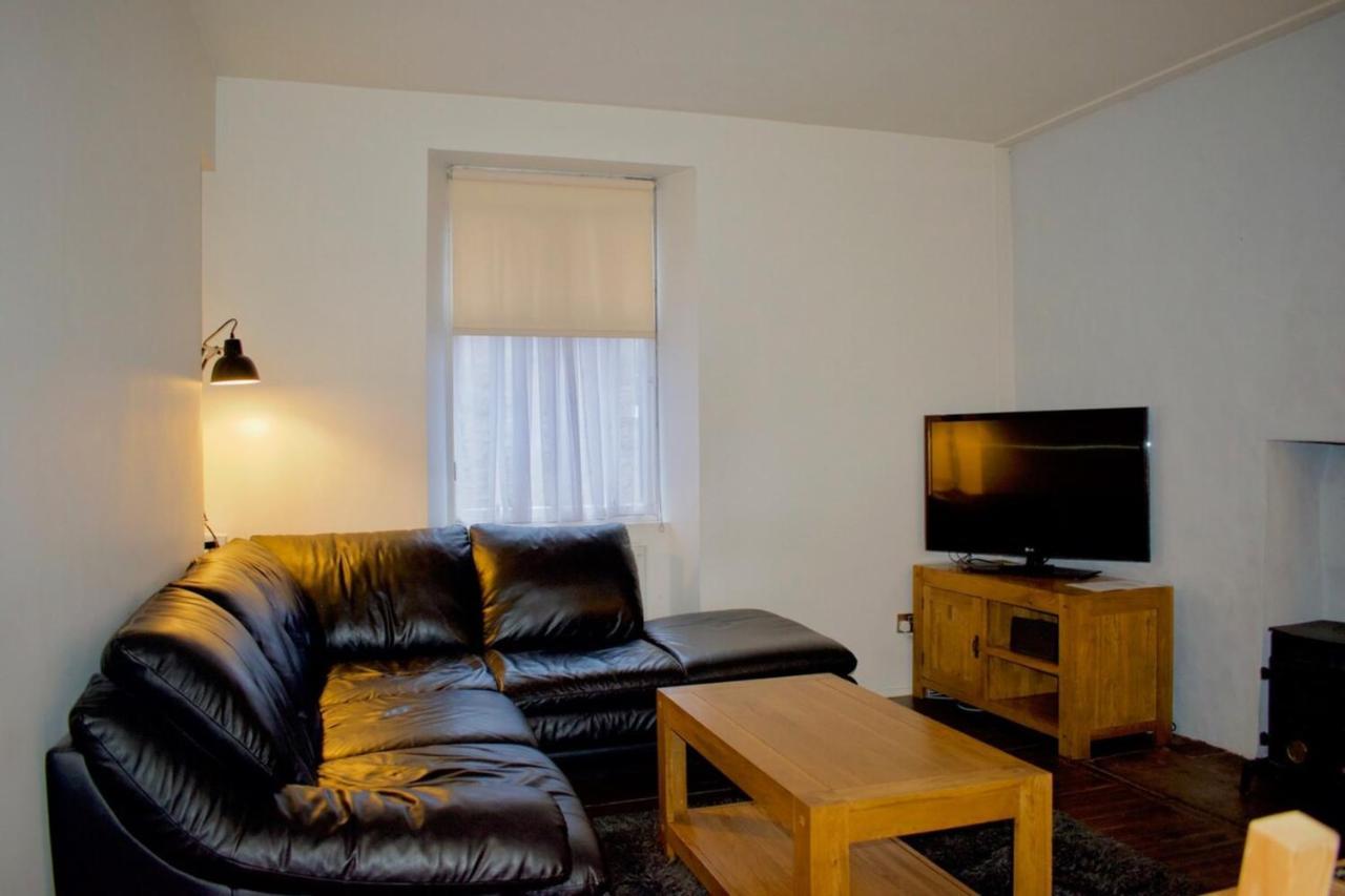 Central Apartment For The Fringe Édimbourg Extérieur photo