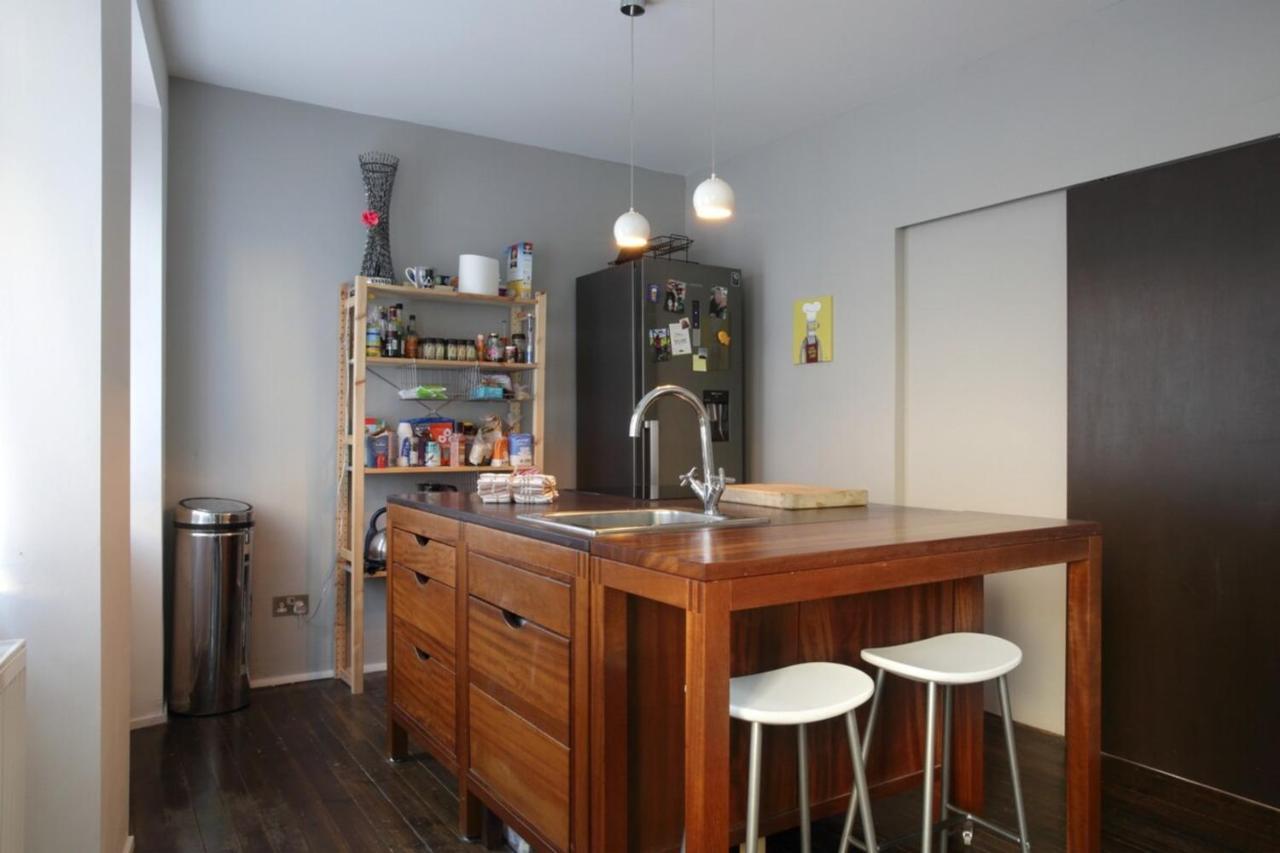 Central Apartment For The Fringe Édimbourg Extérieur photo
