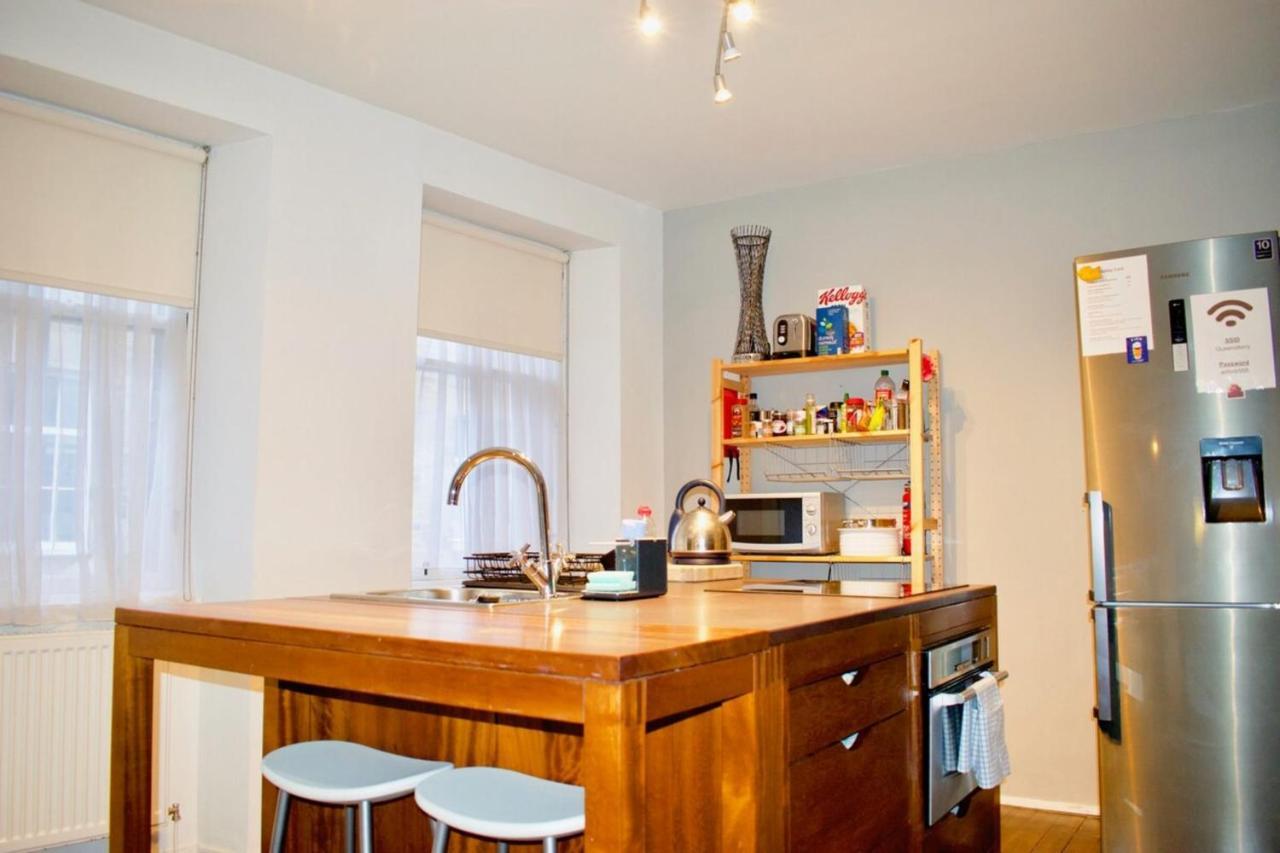 Central Apartment For The Fringe Édimbourg Extérieur photo